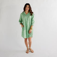Load image into Gallery viewer, Caryn Lawn Kimberly Dress Green Poppy