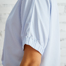 Load image into Gallery viewer, Caryn Lawn Betsy Button Down Blue