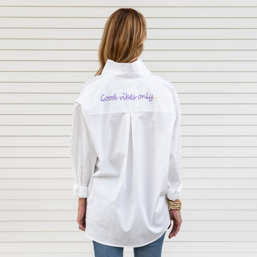 Caryn Lawn Everyday Word Shirt- Good Vibes Only