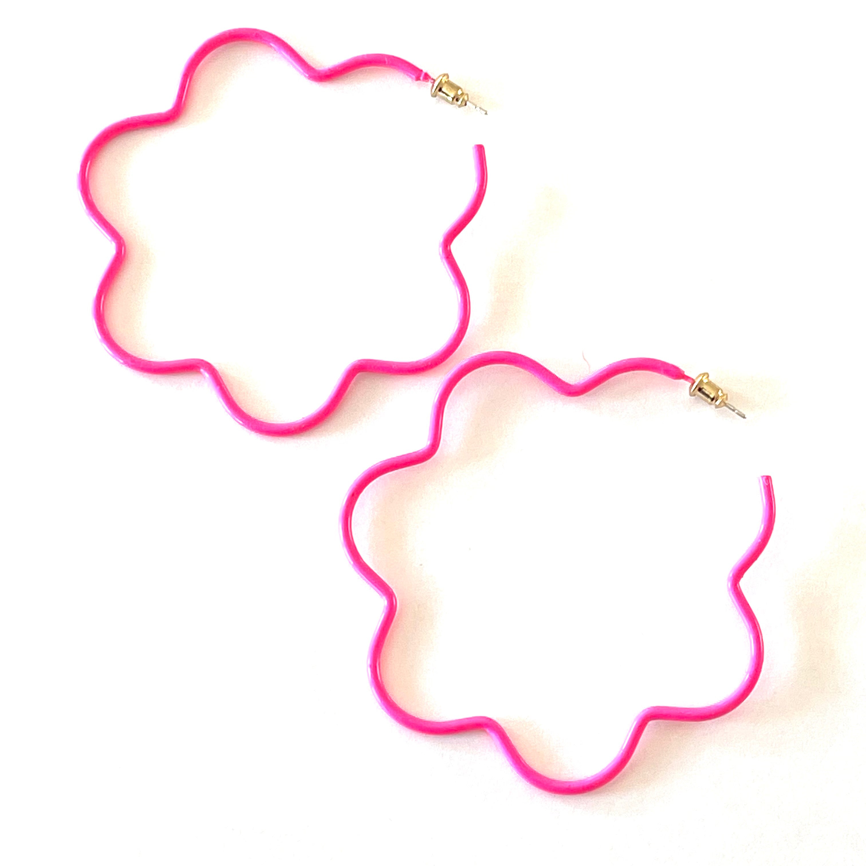 Caryn Lawn Daisy Hoop Earring Pink