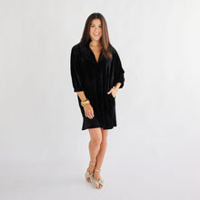 Load image into Gallery viewer, Caryn Lawn Betsy Collar Velvet Dress Black