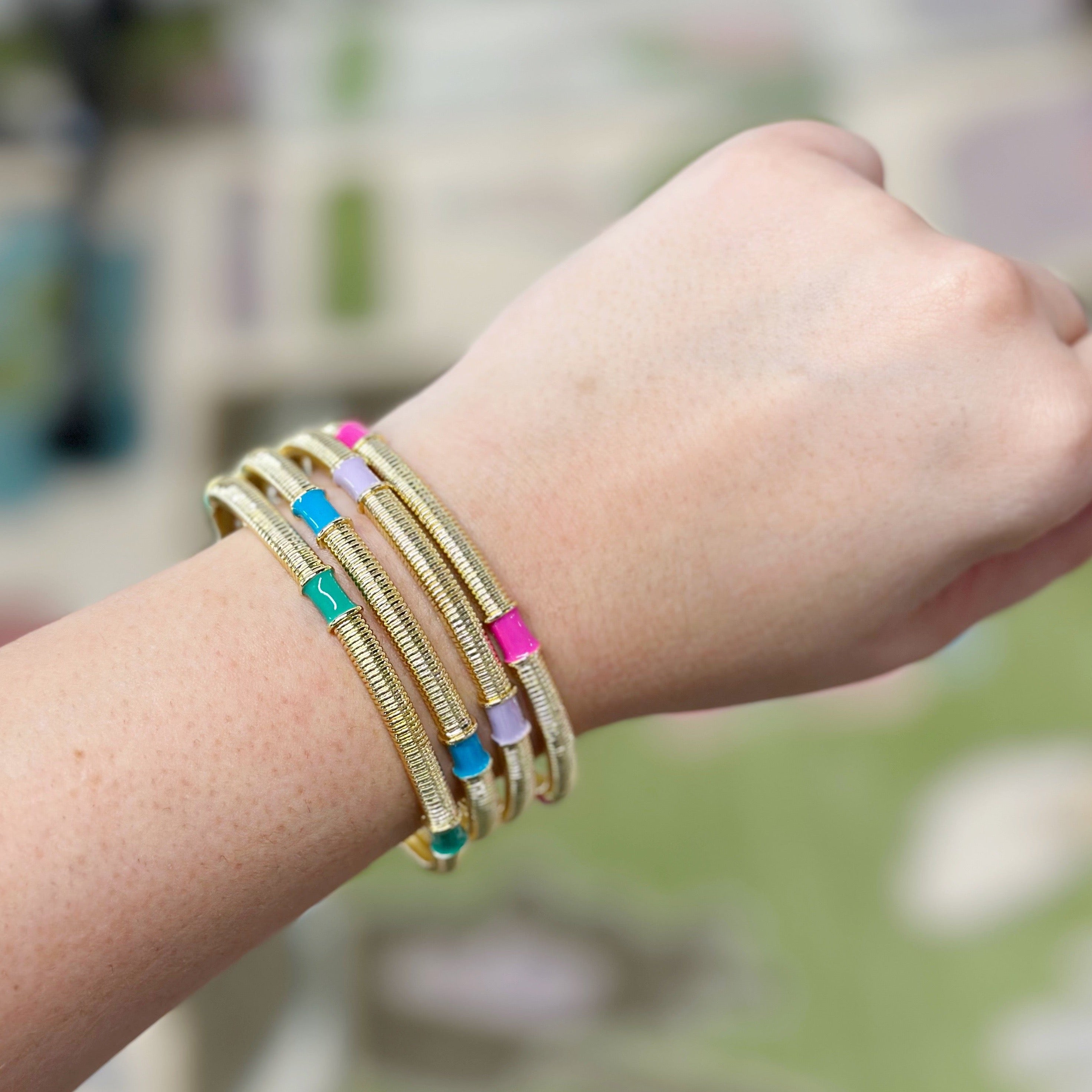 Caryn Lawn Jasmine Bangle Lavender