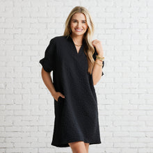 Load image into Gallery viewer, Caryn Lawn Annie Quilted Dress Black