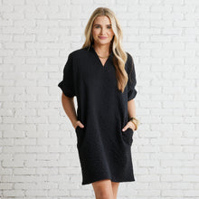 Load image into Gallery viewer, Caryn Lawn Annie Quilted Dress Black