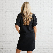 Load image into Gallery viewer, Caryn Lawn Annie Quilted Dress Black