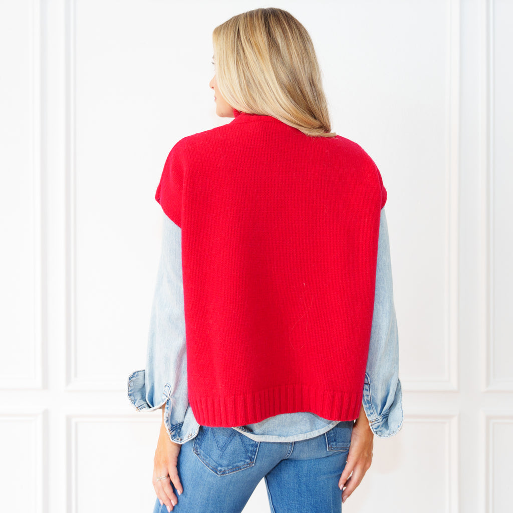 Scottie Sweater Vest Red
