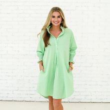 Load image into Gallery viewer, Caryn Lawn Kimberly Dress Opposite Gingham Green