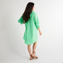 Load image into Gallery viewer, Caryn Lawn Kimberly Dress Spearmint