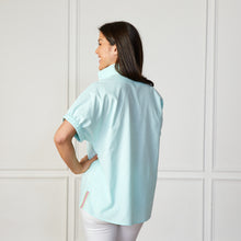 Load image into Gallery viewer, Caryn Lawn Betsy Collared Chambray Top Mint