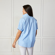 Load image into Gallery viewer, Caryn Lawn Betsy Collared Chambray Top Blue
