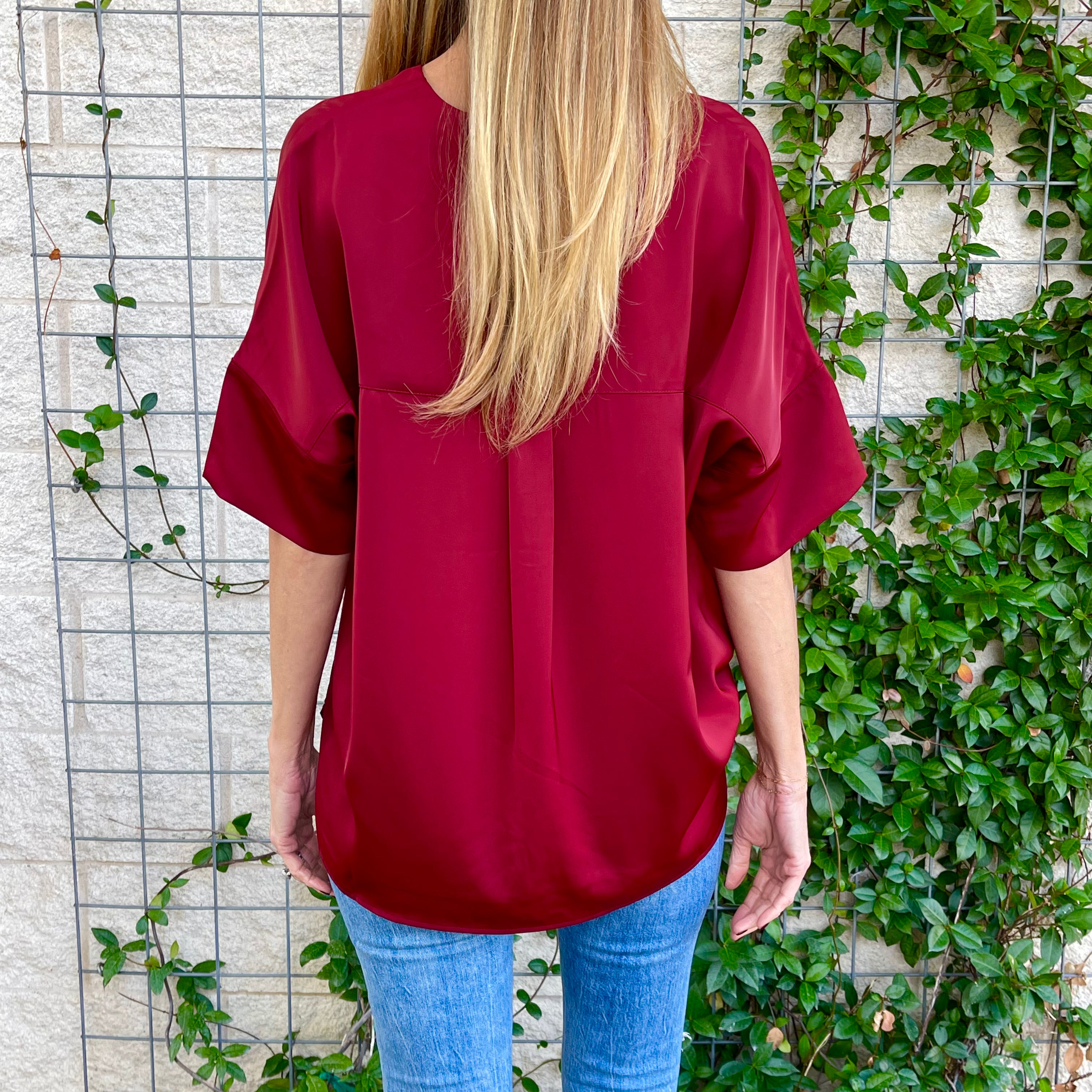 Caryn Lawn Elizabeth Top Cranberry
